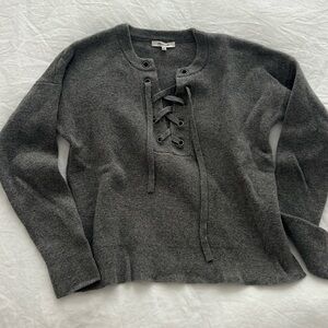 Beautiful wool madewell sweater with tie detail
